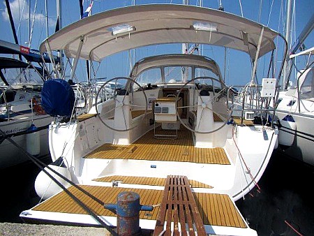 BAVARIA CRUISER 40 2013 photo